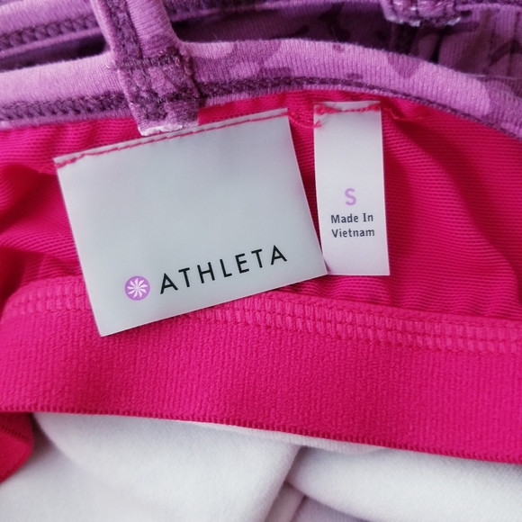 SALE! Athleta Bra Top Purple Floral Y Back Workout Tank - Picture 4 of 5